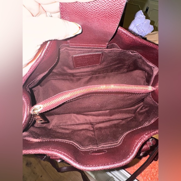 Coach rich Burgundy Leather studded shoulder bag with crossbody strap EUC - Picture 10 of 12